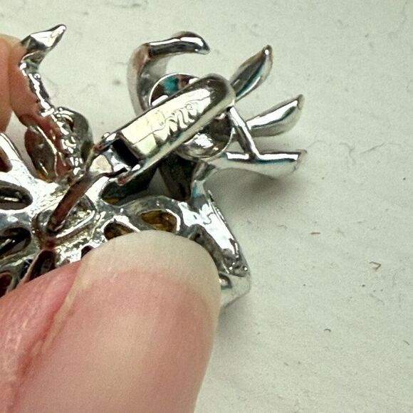 1950s Vintage Coro Rhinestone Earrings Light Pastel Blue Rhinestone Flowers Fanf - Picture 4 of 8